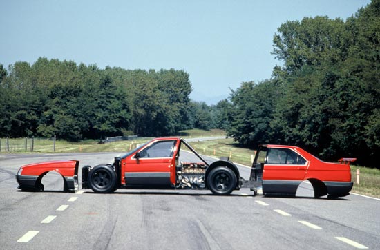 Präsentation des Alfa Romeo 164 ProCar auf der Rennstrecke